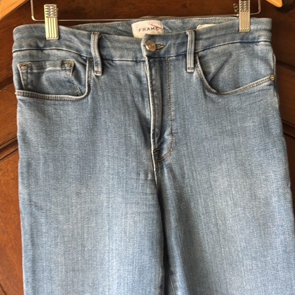 FRAME Le Crop Mini Bootcut Jeans